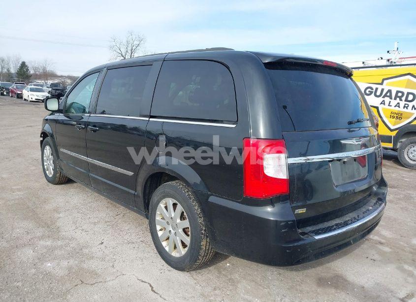 Photo 3 of 2014 Chrysler Town & COUNTRY TOURING (VIN 2C4RC1BG6ER386970)