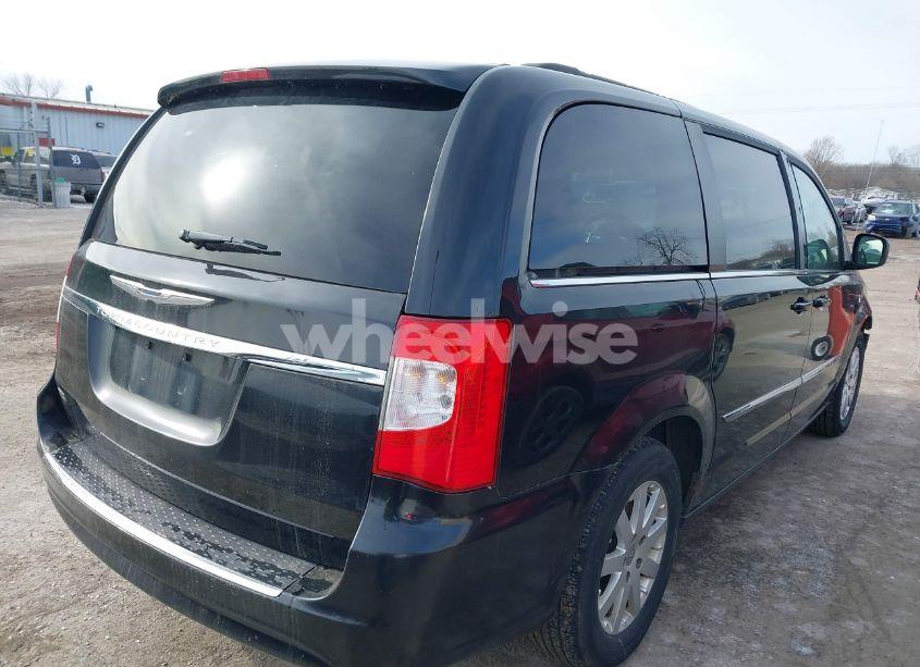 Photo 4 of 2014 Chrysler Town & COUNTRY TOURING (VIN 2C4RC1BG6ER386970)