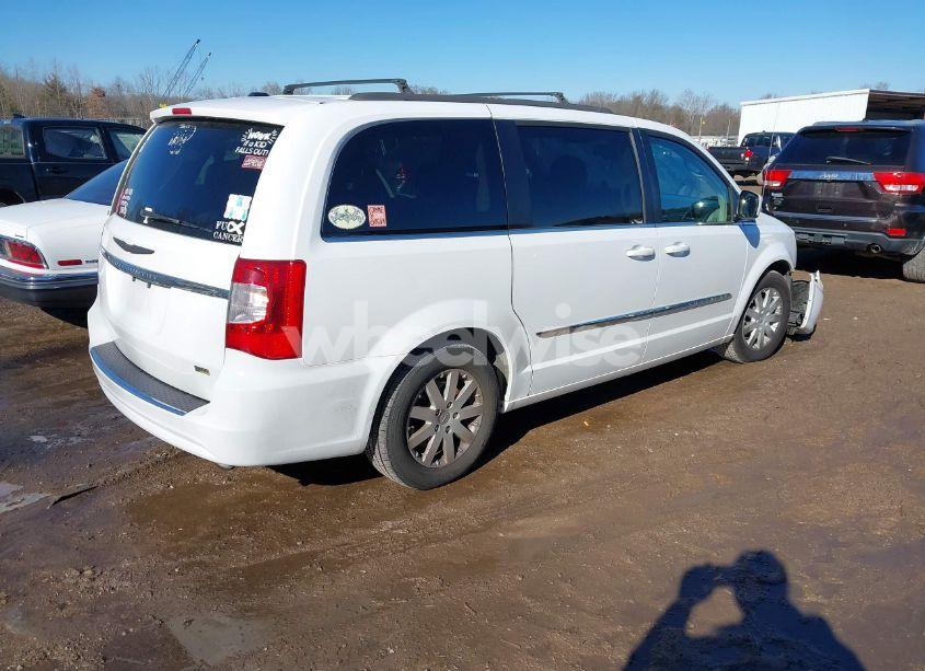 Photo 4 of 2014 Chrysler Town & COUNTRY TOURING (VIN 2C4RC1BG6ER393868)