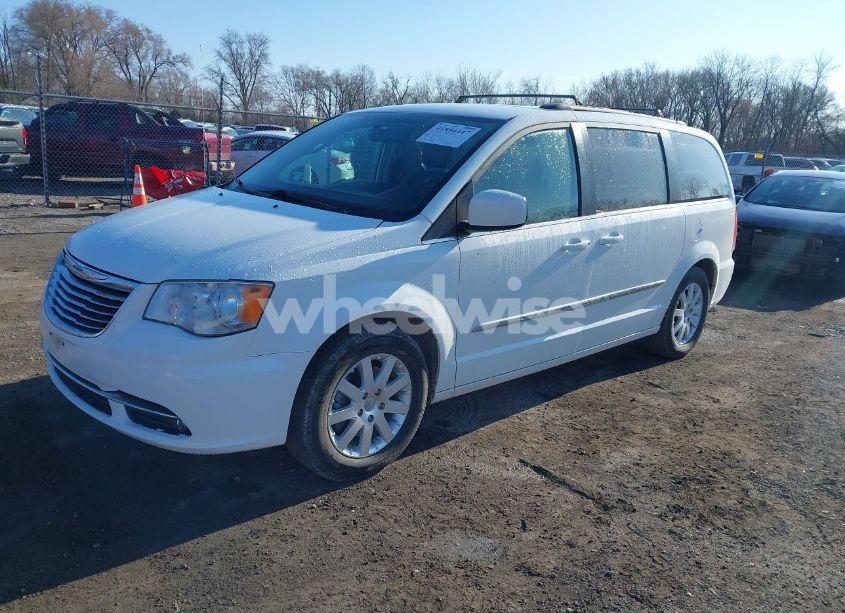 Photo 2 of 2014 Chrysler Town & COUNTRY TOURING (VIN 2C4RC1BG6ER437691)