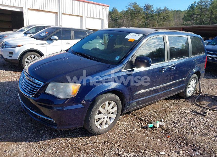 Photo 2 of 2014 Chrysler Town & COUNTRY TOURING (VIN 2C4RC1BG6ER440686)