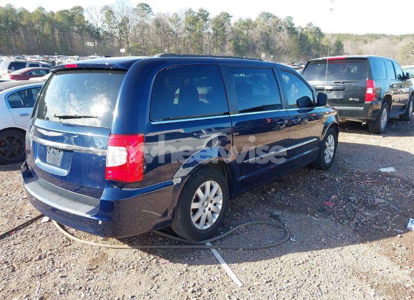 Photo 4 of 2014 Chrysler Town & COUNTRY TOURING (VIN 2C4RC1BG6ER440686)