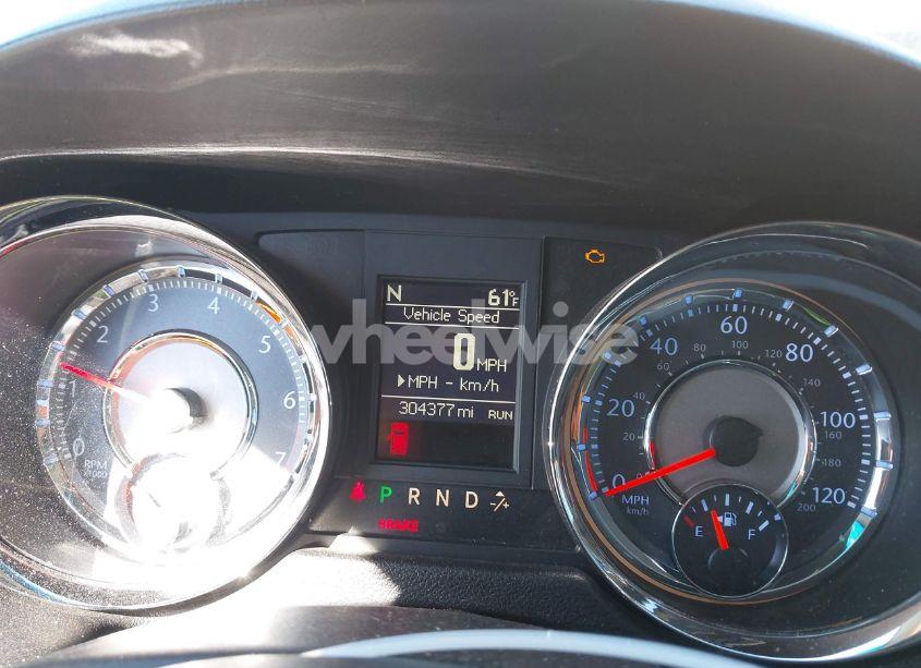 Photo 7 of 2014 Chrysler Town & COUNTRY TOURING (VIN 2C4RC1BG6ER447881)