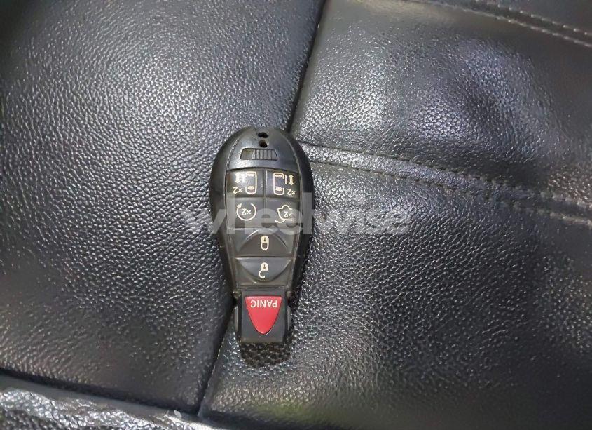 Photo 11 of 2014 Chrysler Town & COUNTRY TOURING (VIN 2C4RC1BG6ER460873)