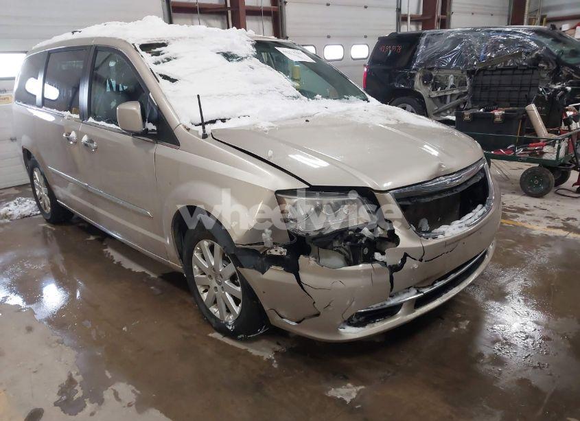 Photo 6 of 2014 Chrysler Town & COUNTRY TOURING (VIN 2C4RC1BG6ER460873)