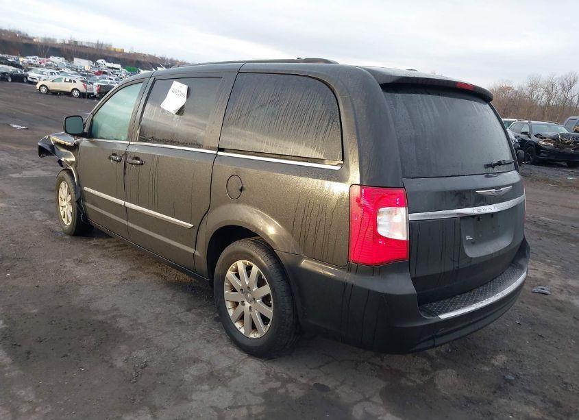 Photo 3 of 2015 Chrysler Town & COUNTRY TOURING (VIN 2C4RC1BG6FR538862)