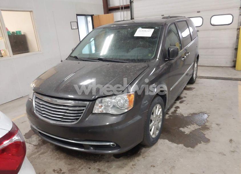Photo 12 of 2015 Chrysler Town & COUNTRY TOURING (VIN 2C4RC1BG6FR562658)