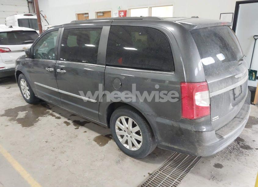 Photo 3 of 2015 Chrysler Town & COUNTRY TOURING (VIN 2C4RC1BG6FR562658)