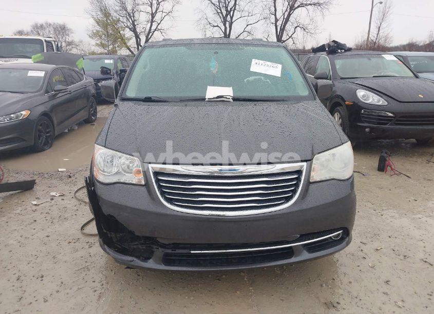 Photo 12 of 2015 Chrysler Town & COUNTRY TOURING (VIN 2C4RC1BG6FR589374)