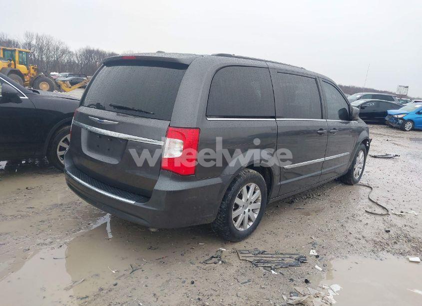 Photo 4 of 2015 Chrysler Town & COUNTRY TOURING (VIN 2C4RC1BG6FR589374)