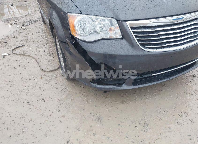 Photo 6 of 2015 Chrysler Town & COUNTRY TOURING (VIN 2C4RC1BG6FR589374)