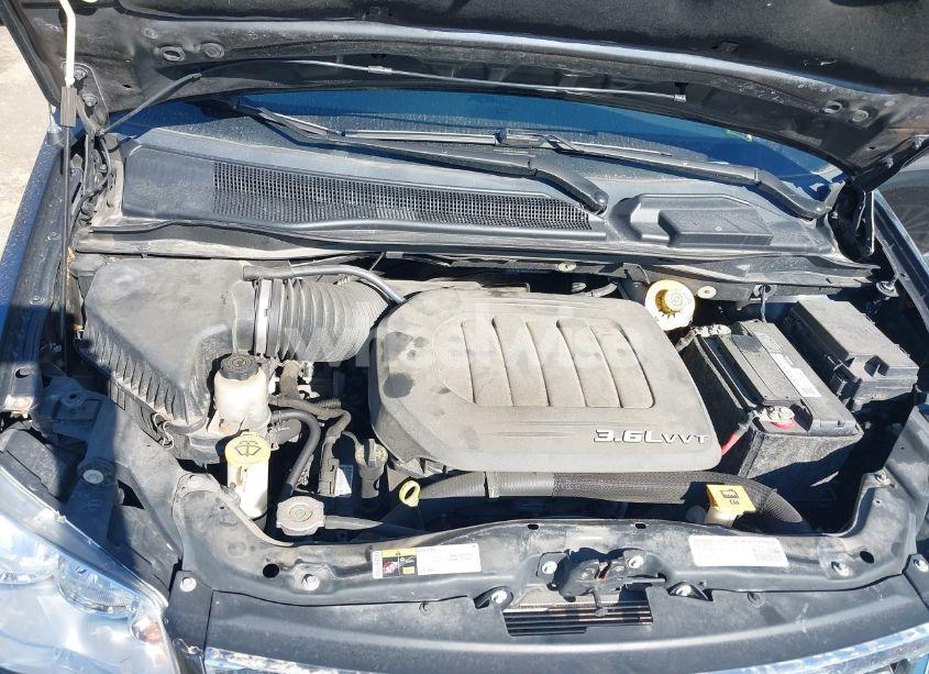 Photo 10 of 2015 Chrysler Town & COUNTRY TOURING (VIN 2C4RC1BG6FR629551)