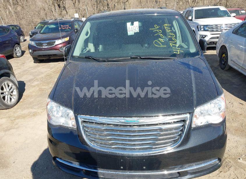 Photo 6 of 2015 Chrysler Town & COUNTRY TOURING (VIN 2C4RC1BG6FR629551)