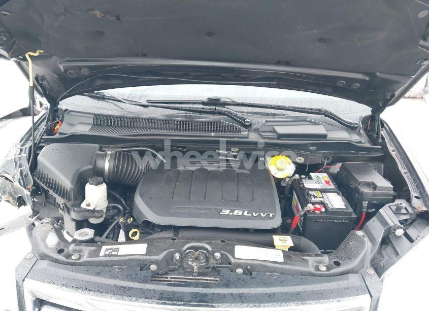 Photo 10 of 2015 Chrysler Town & COUNTRY TOURING (VIN 2C4RC1BG6FR654952)