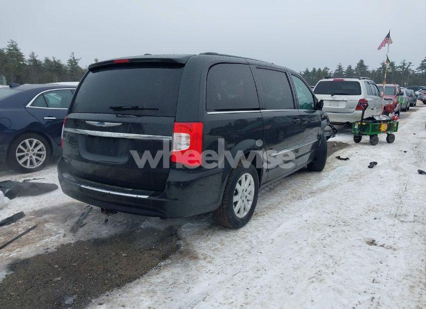 Photo 4 of 2015 Chrysler Town & COUNTRY TOURING (VIN 2C4RC1BG6FR654952)