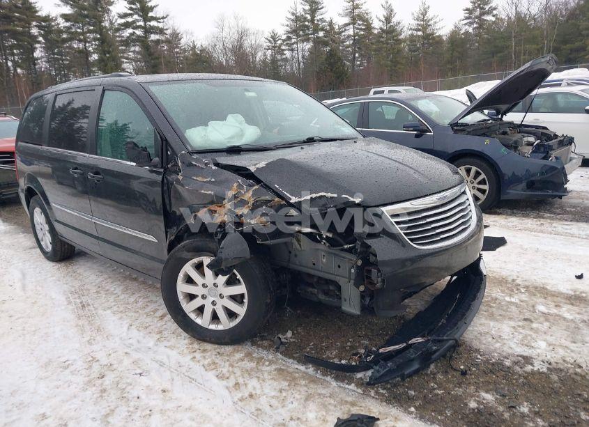 Photo 6 of 2015 Chrysler Town & COUNTRY TOURING (VIN 2C4RC1BG6FR654952)