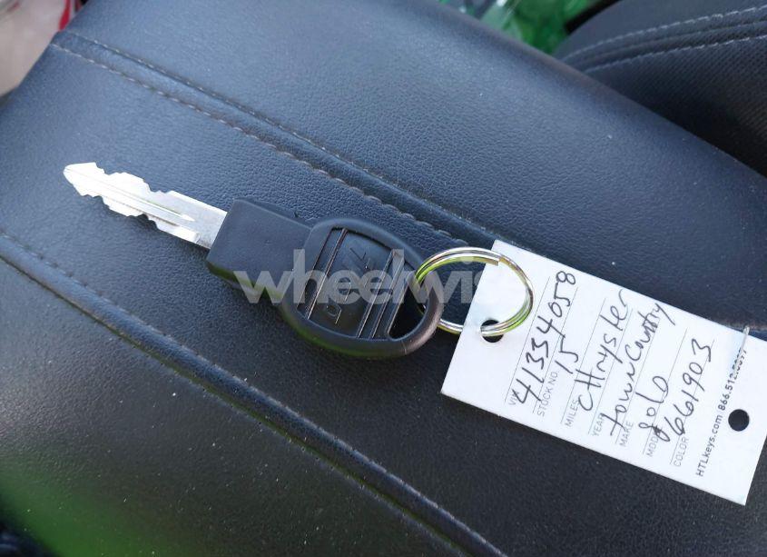 Photo 11 of 2015 Chrysler Town & COUNTRY TOURING (VIN 2C4RC1BG6FR661903)