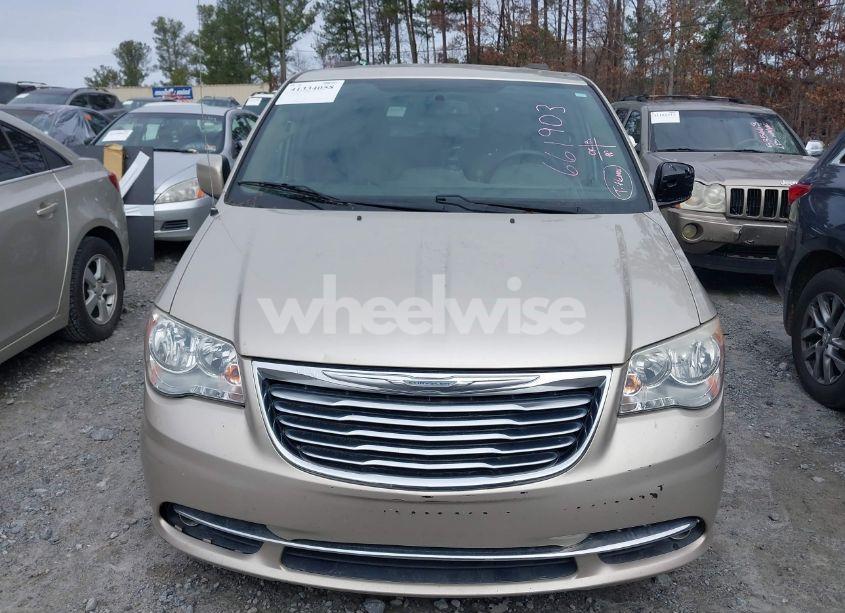 Photo 13 of 2015 Chrysler Town & COUNTRY TOURING (VIN 2C4RC1BG6FR661903)