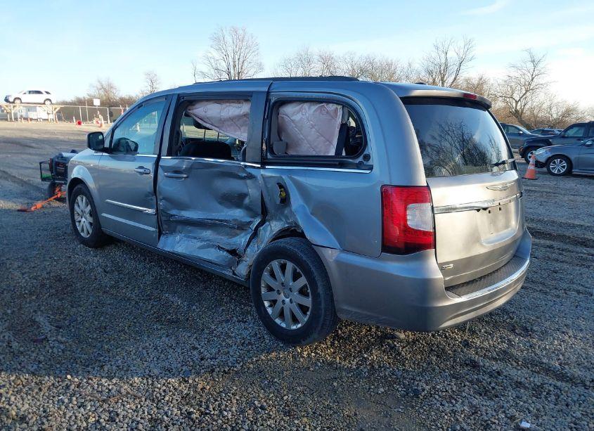 Photo 3 of 2015 Chrysler Town & COUNTRY TOURING (VIN 2C4RC1BG6FR694528)