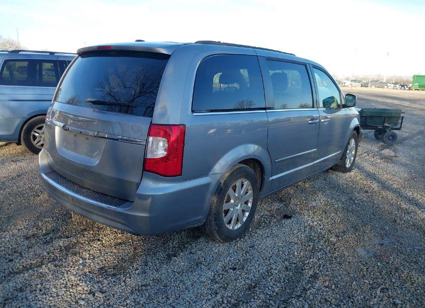 Photo 4 of 2015 Chrysler Town & COUNTRY TOURING (VIN 2C4RC1BG6FR694528)