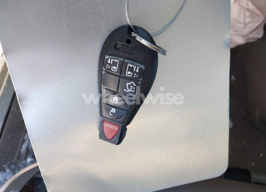 Photo 11 of 2015 Chrysler Town & COUNTRY TOURING (VIN 2C4RC1BG6FR706659)