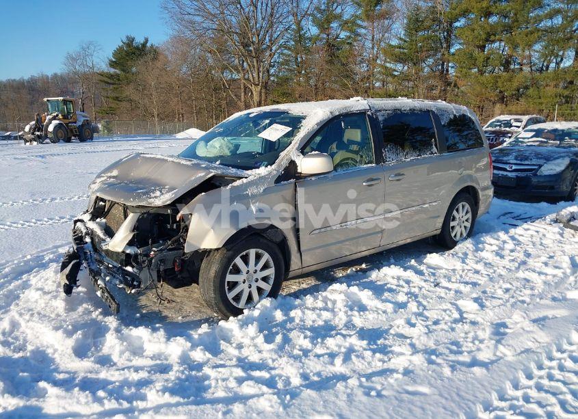 Photo 2 of 2015 Chrysler Town & COUNTRY TOURING (VIN 2C4RC1BG6FR706659)