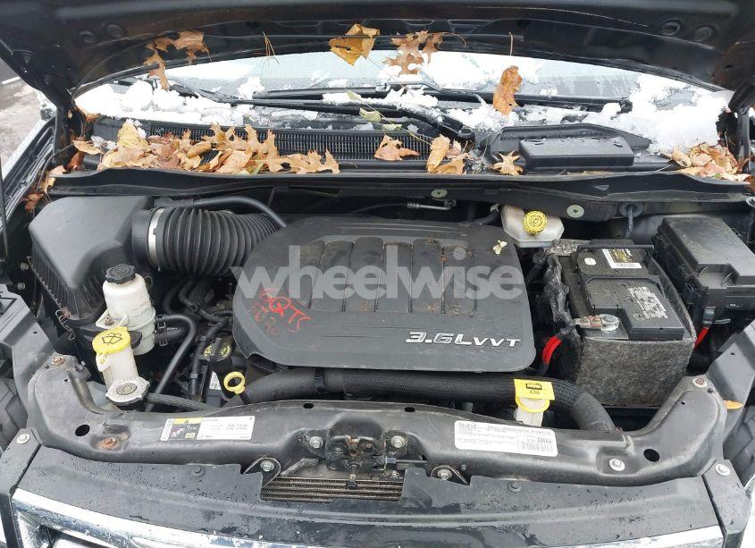 Photo 10 of 2016 Chrysler Town & COUNTRY TOURING (VIN 2C4RC1BG6GR132971)