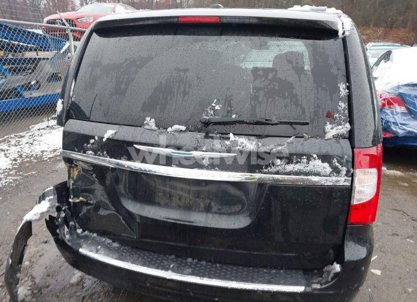 Photo 16 of 2016 Chrysler Town & COUNTRY TOURING (VIN 2C4RC1BG6GR132971)