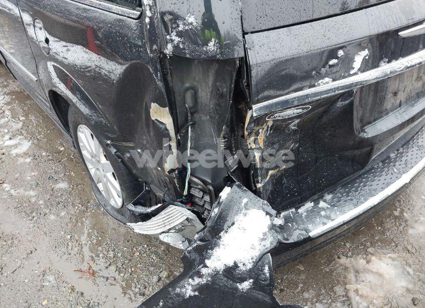 Photo 6 of 2016 Chrysler Town & COUNTRY TOURING (VIN 2C4RC1BG6GR132971)