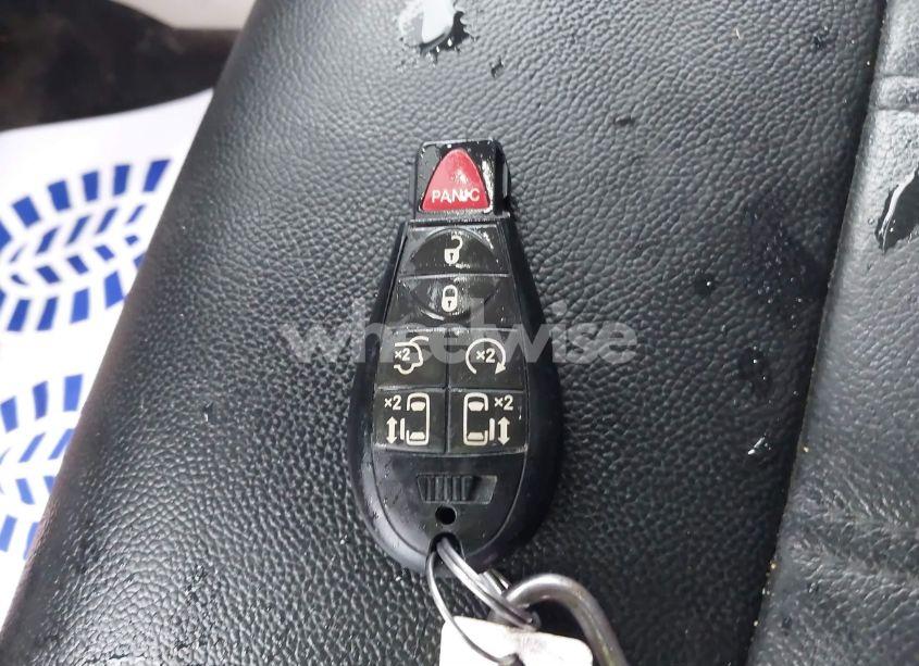 Photo 11 of 2016 Chrysler Town & COUNTRY TOURING (VIN 2C4RC1BG6GR135627)