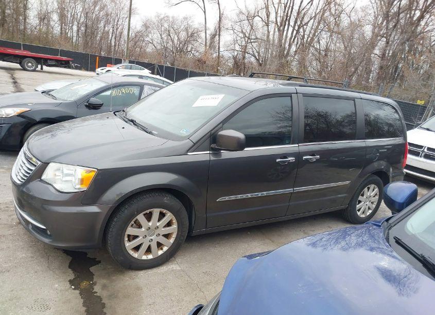 Photo 14 of 2016 Chrysler Town & COUNTRY TOURING (VIN 2C4RC1BG6GR190627)