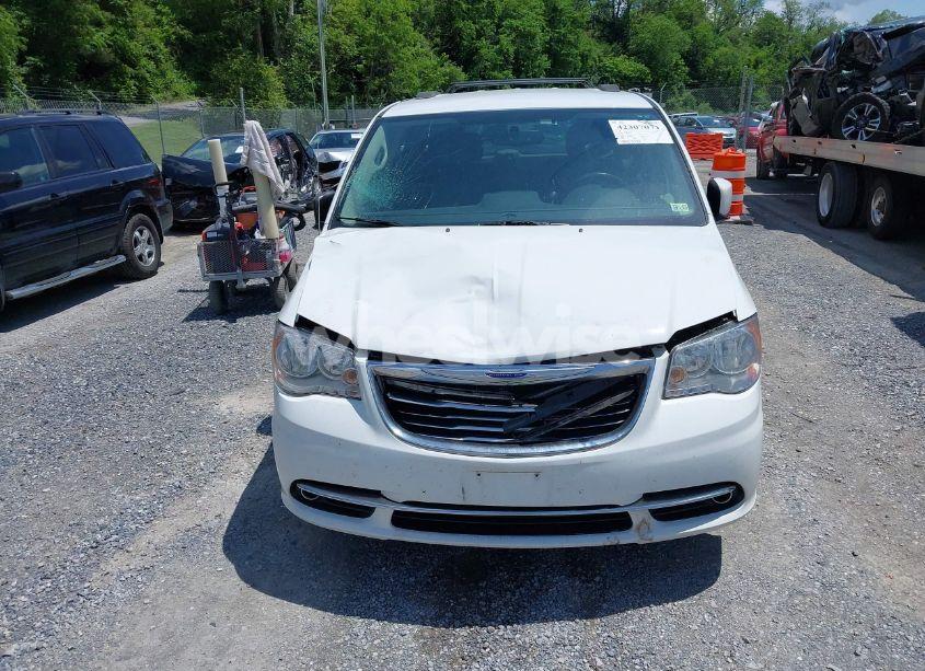 Photo 12 of 2016 Chrysler Town & COUNTRY TOURING (VIN 2C4RC1BG6GR229748)