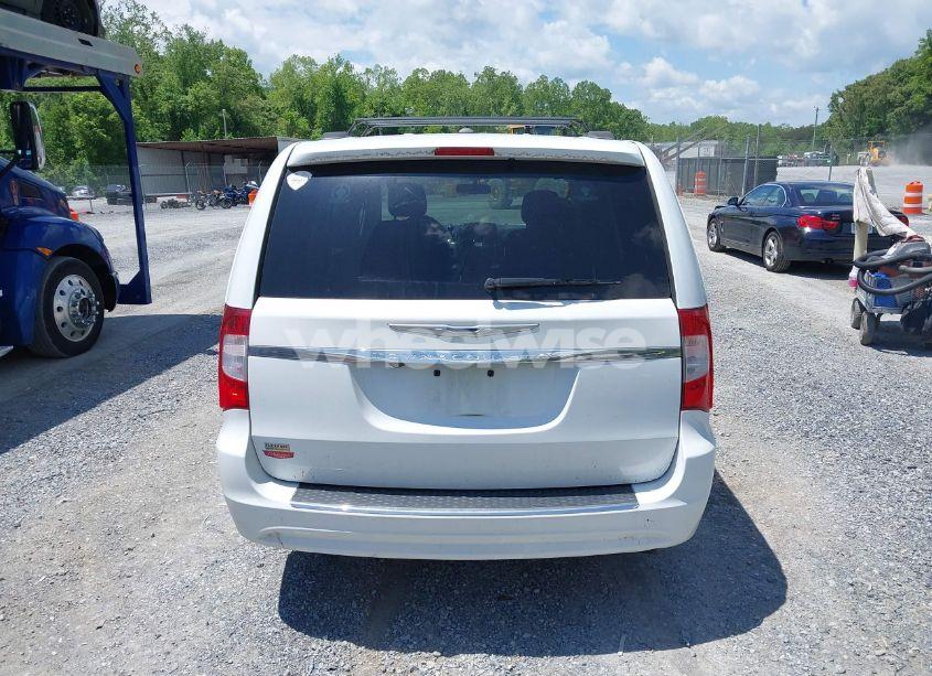 Photo 16 of 2016 Chrysler Town & COUNTRY TOURING (VIN 2C4RC1BG6GR229748)