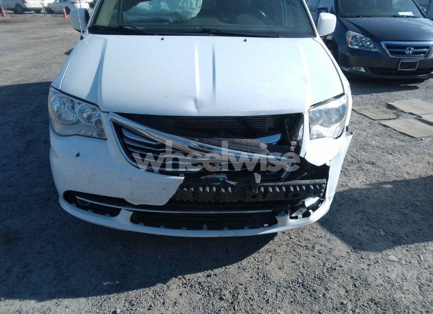 Photo 12 of 2016 Chrysler Town & COUNTRY TOURING (VIN 2C4RC1BG6GR230026)