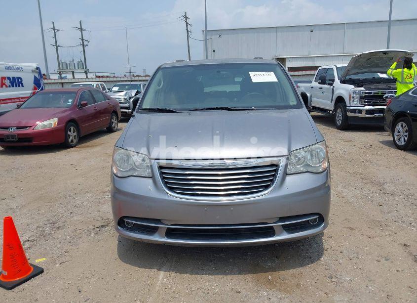 Photo 12 of 2016 Chrysler Town & COUNTRY TOURING (VIN 2C4RC1BG6GR287326)