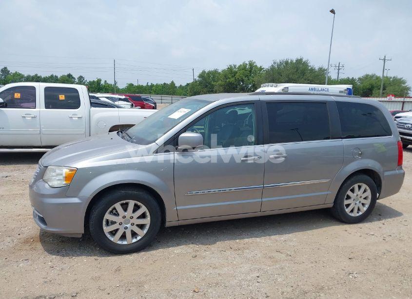 Photo 14 of 2016 Chrysler Town & COUNTRY TOURING (VIN 2C4RC1BG6GR287326)