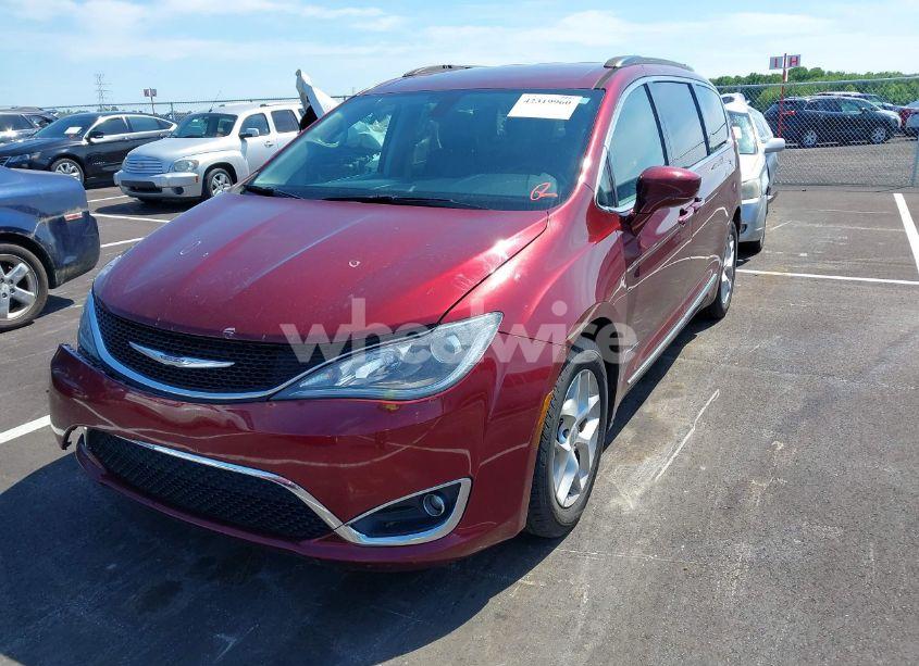 Photo 2 of 2017 Chrysler Pacifica TOURING-L (VIN 2C4RC1BG6HR510885)