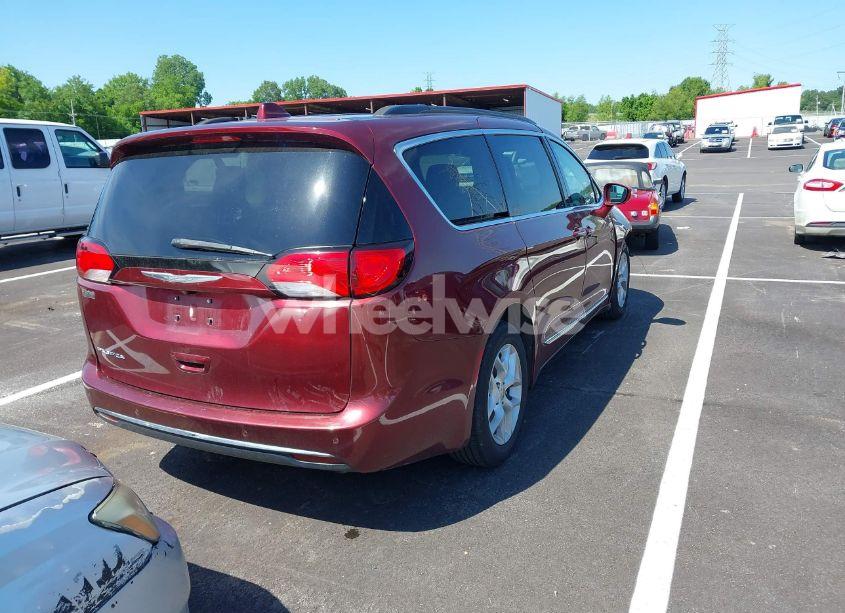 Photo 4 of 2017 Chrysler Pacifica TOURING-L (VIN 2C4RC1BG6HR510885)