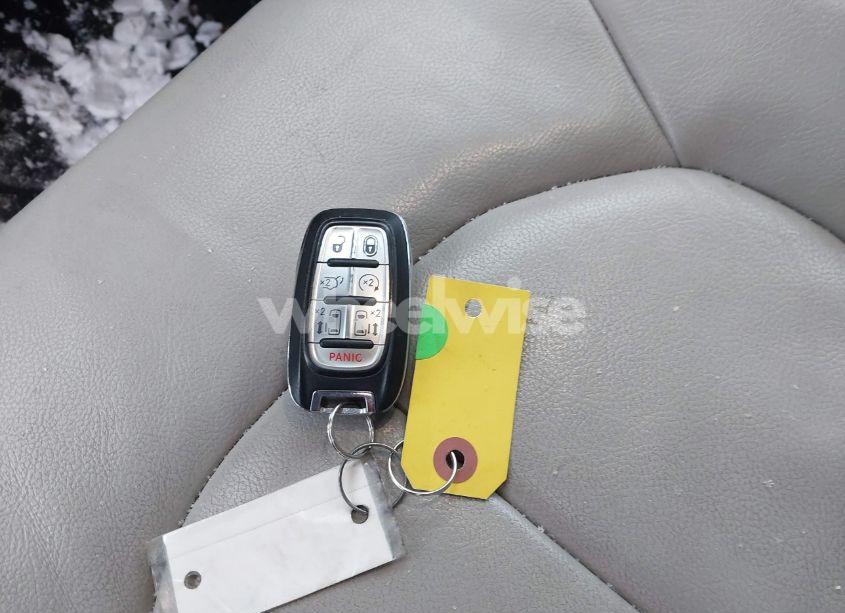 Photo 11 of 2017 Chrysler Pacifica TOURING-L (VIN 2C4RC1BG6HR552389)