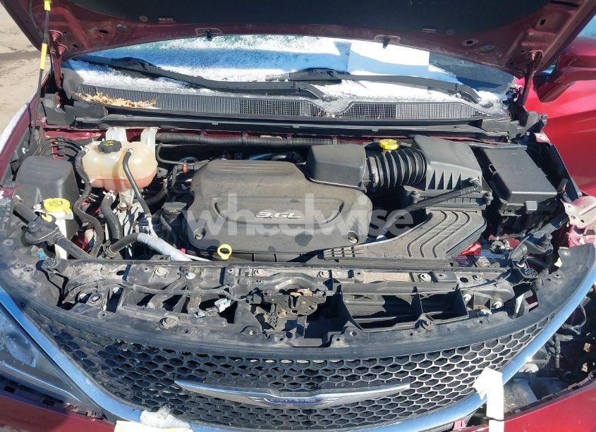 Photo 10 of 2017 Chrysler Pacifica TOURING-L (VIN 2C4RC1BG6HR688070)