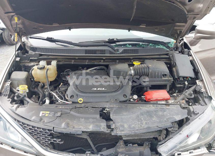 Photo 10 of 2017 Chrysler Pacifica TOURING-L (VIN 2C4RC1BG6HR708284)