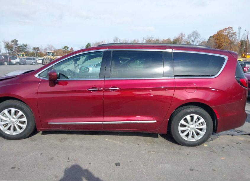 Photo 15 of 2017 Chrysler Pacifica TOURING-L (VIN 2C4RC1BG6HR764807)