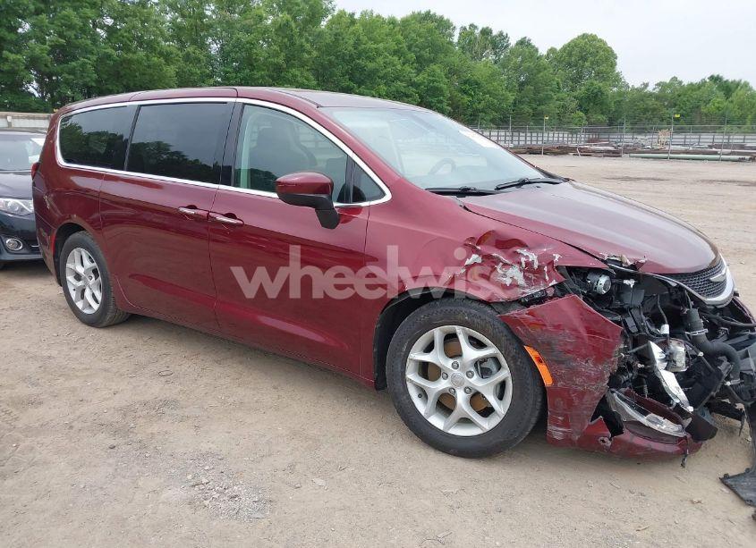 2017 Chrysler Pacifica TOURING PLUS (VIN 2C4RC1BG6HR811205) main photo