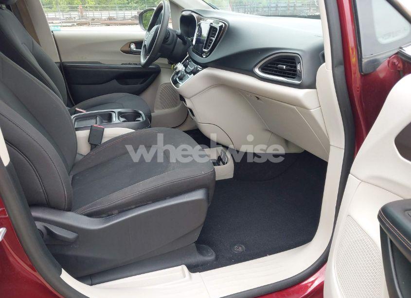 Photo 5 of 2017 Chrysler Pacifica TOURING PLUS (VIN 2C4RC1BG6HR811205)