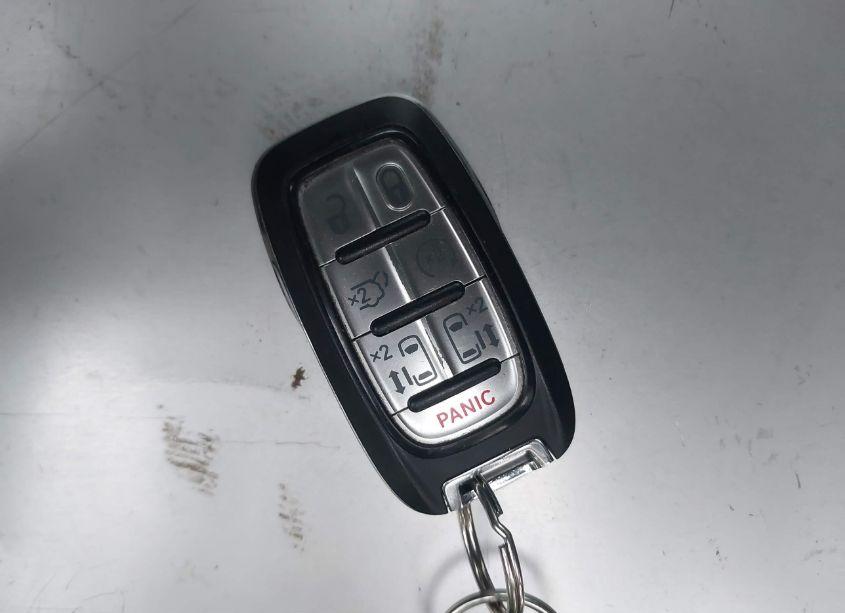 Photo 11 of 2018 Chrysler Pacifica TOURING L (VIN 2C4RC1BG6JR120360)