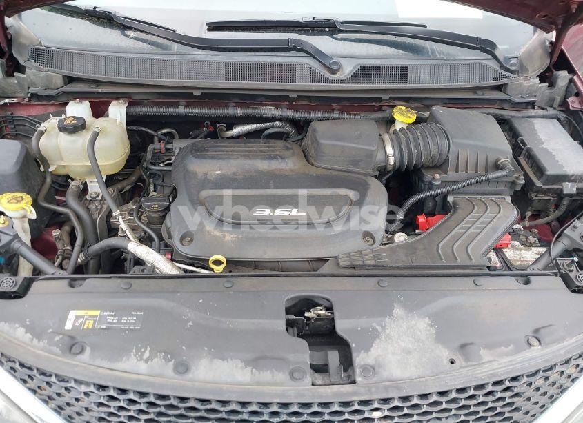 Photo 10 of 2018 Chrysler Pacifica TOURING L (VIN 2C4RC1BG6JR204081)