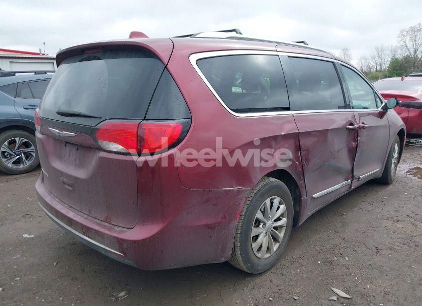 Photo 4 of 2018 Chrysler Pacifica TOURING L (VIN 2C4RC1BG6JR204081)