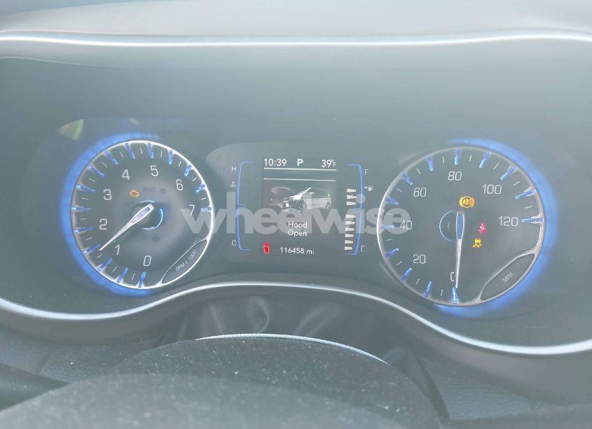 Photo 7 of 2018 Chrysler Pacifica TOURING L (VIN 2C4RC1BG6JR217736)