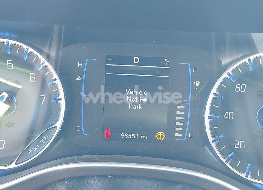 Photo 16 of 2018 Chrysler Pacifica TOURING L (VIN 2C4RC1BG6JR253880)