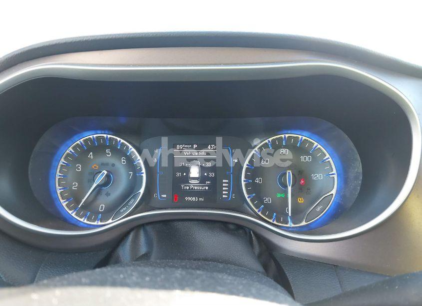 Photo 7 of 2018 Chrysler Pacifica TOURING L (VIN 2C4RC1BG6JR291674)